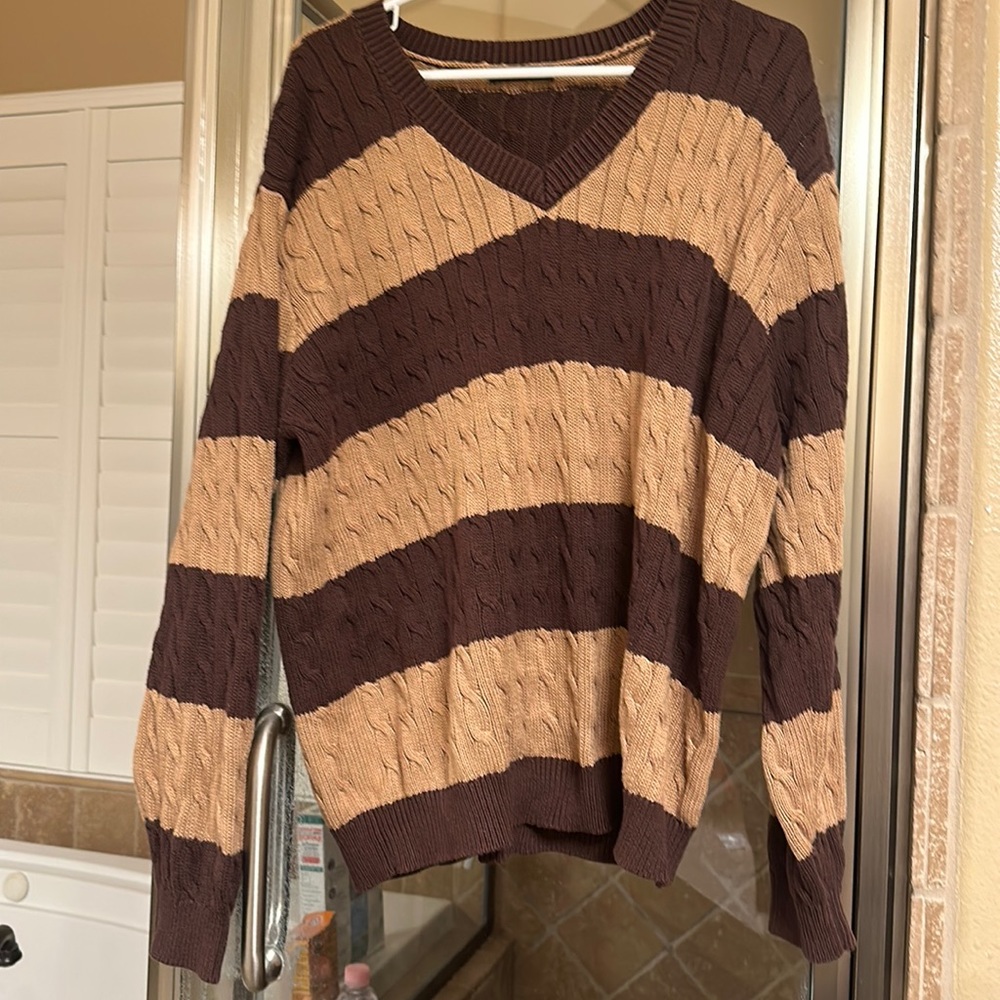 Brandy Melville oversized sweater